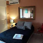 Aparta Hotel Aguila